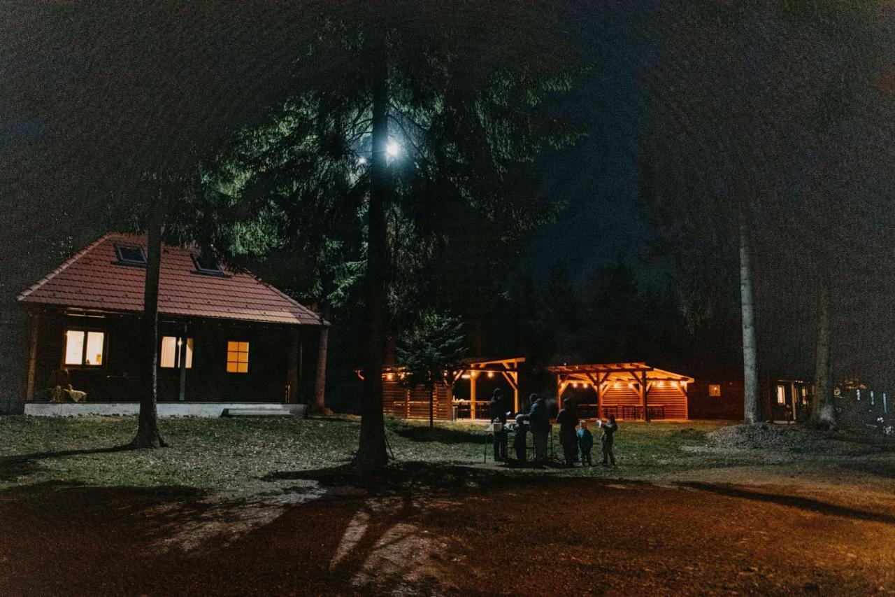 Tusnad Camping BaileTusnad Luaran gambar